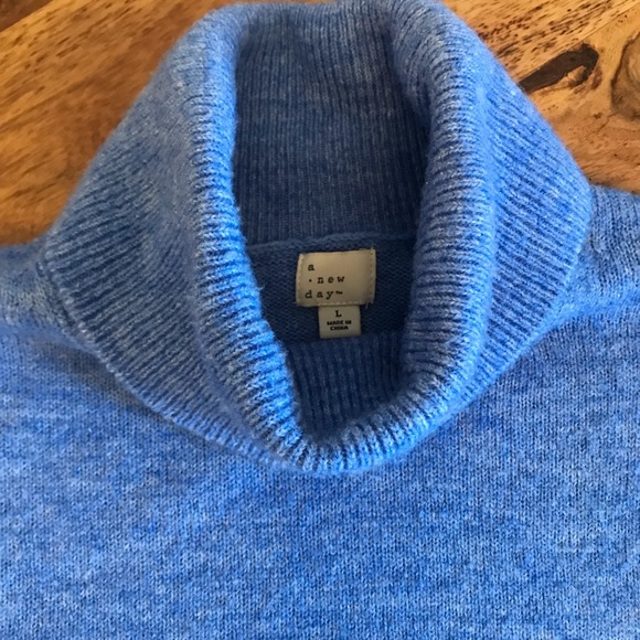 A New Day Blue Knit Sweater Size Large - Picture 4 of 8